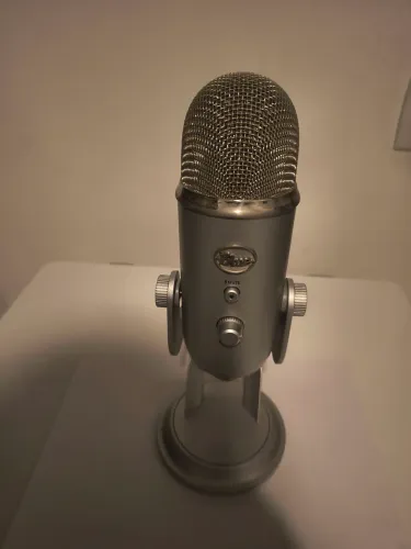 Microfone Logitech Blue Yeti Original USB Prata - Excelente Estado