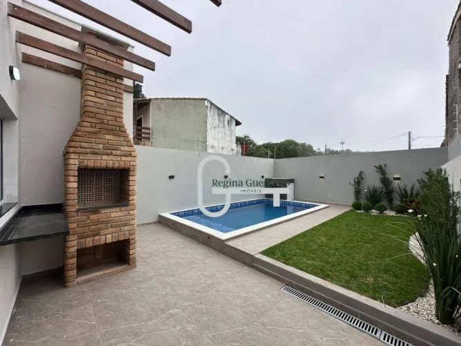 Casa com 2 dormitórios à venda, 58 m² por R$ 399.000,00 - Parque Augustus - Itanhaém/SP