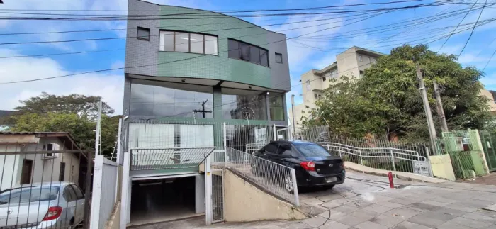 Loja Comercial 390m² | Tristeza | Fachada Imponente + Opção de 6 Vagas Cobertas