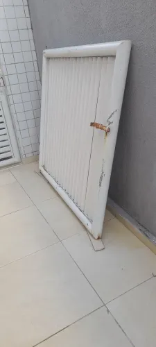 Portão galvanizado com alumínio.
