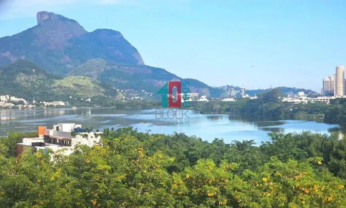 Barra da Tijuca | Apartamento 4 quartos, sendo 4 suites