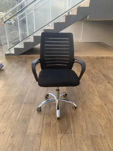 Cadeira de Escritório Ergonômica - Regulagem de Altura (Ótimo Estado)