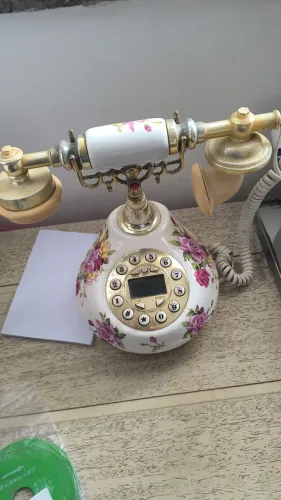 Telefone antigo 