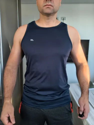 Desapegando Regata Dryfit Azul tamanho M