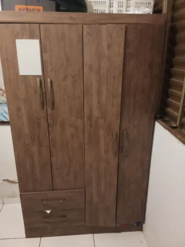 Guarda roupa de solteiro usado
