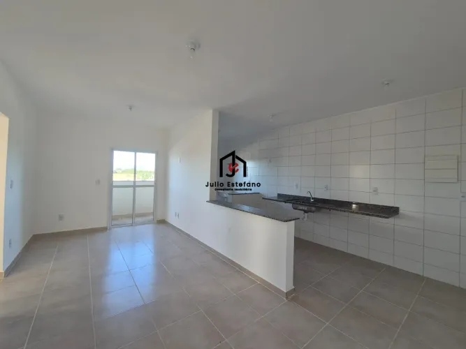 Apartamento com 2 dormitórios no bairro Jardim Regina em Pindamonhangaba