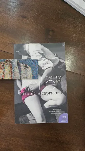 Livro Henry Miller Tropic of Capricórnio, em inglês 