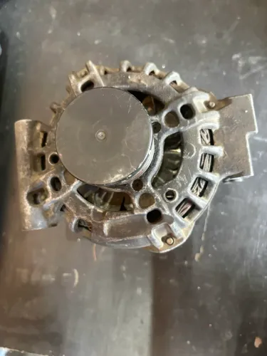 Alternador Jeep renegade 2016 usado