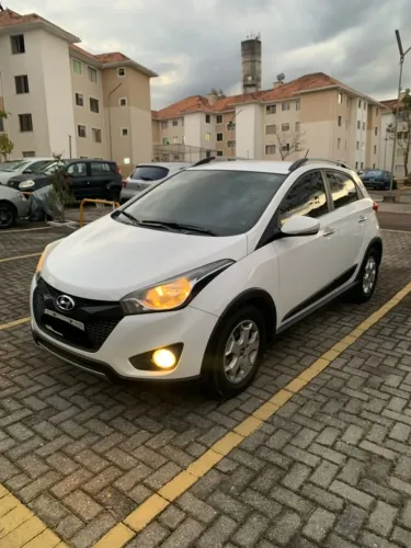 Hyundai HB20X Premium 1.6 Flex 16V Aut. 2015