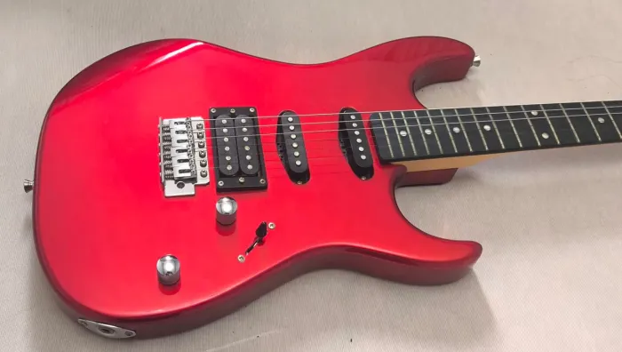 Guitarra Tagima muito nova
