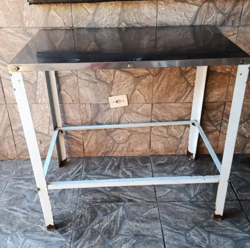 Mesa inox para cozinha tamanho médio 