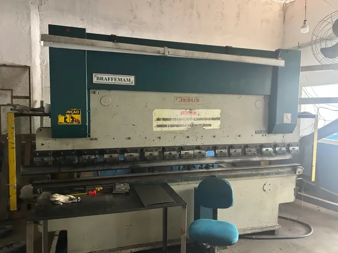 VENDO DOBRADEIRA CNC E CURVADORA DE TUBOS
