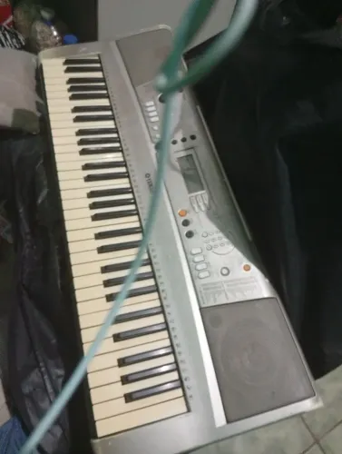 Teclado Yamaha