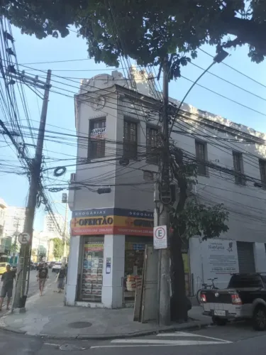 Imóvel para aluguel com 50 metros quadrados em Praça da Bandeira - Rio de Janeiro - RJ