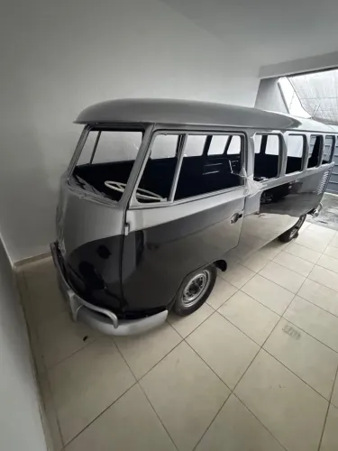 Volkswagen Kombi Standard/ Luxo/ Serie Prata 1976