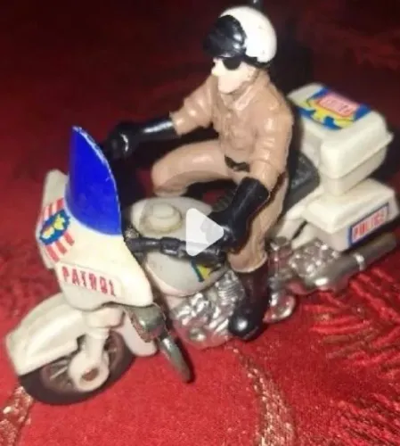 Brinquedos Antigo 1984 Highway Patrol Moto Police 15cm