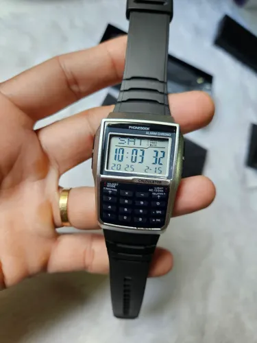Relógio digital calculadora 