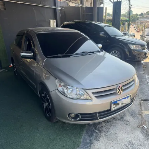 Volkswagen Voyage 1.0 Flex 12V 4P 2013