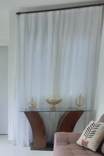 Cortina em Voil Branco com Forro