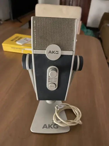 Microfone AKG Profissional