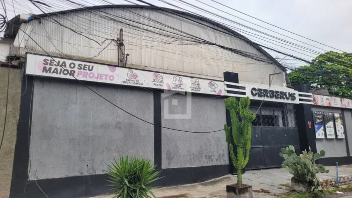 GALPÃO 566 M² EM OLARIA | VENDA R$ 1.500.000 | LOCAÇÃO R$ 12.000
