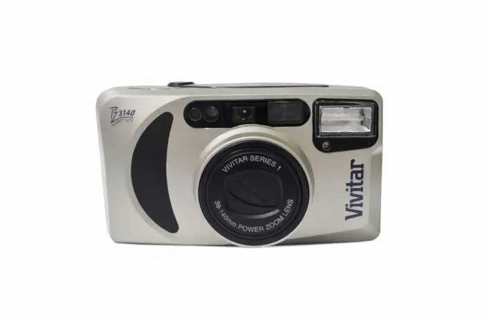 Vendo Câmera Analógica Vivitar PZ3140 Date compacta e fácil de usar