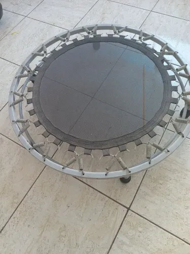 Vendo jumping semi novo pouco usado