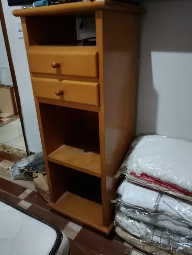 Cômoda/Criado em Mogno 2 gavetas