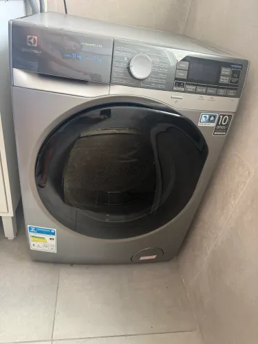 Lava e Seca Electrolux 11Kg (LSW11) - 127V