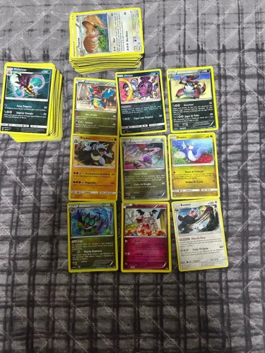 Lote Cartas Pokémon I + de 200 Cartas Pokémon Sortidas
