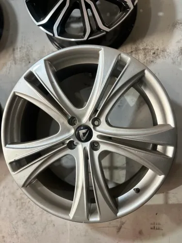 Rodas Sunset aro 20 4 furos 