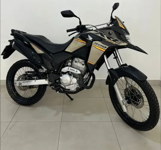 HONDA XRE 300 ADV - parcelo na promissória