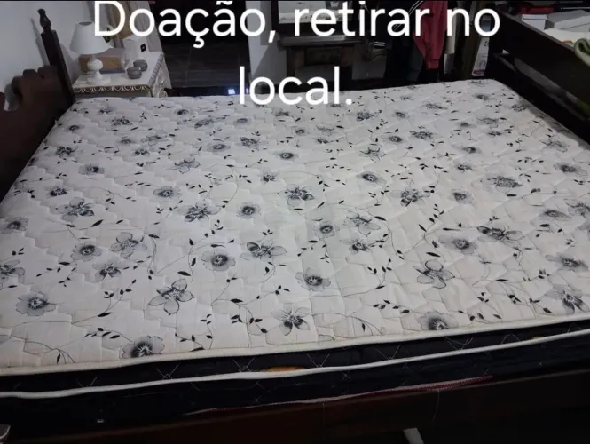 Colchão casal - DOAÇÃO
