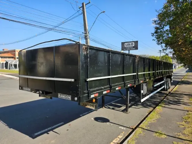 Carreta Carga Seca Randon Ano 2014 3 Eixos 14.70 x 1m chapa xadrez COM PNEUS