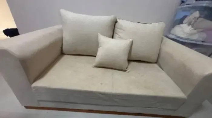 Sofá 2 lugares