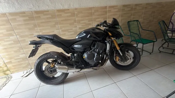 Hornet 600 pra pessoas exigentes 