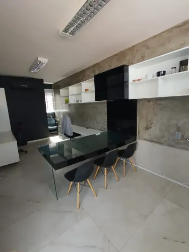 Sala Comercial Mobiliada - Av. Jóquei Clube, Jóquei - 23m² + Vaga