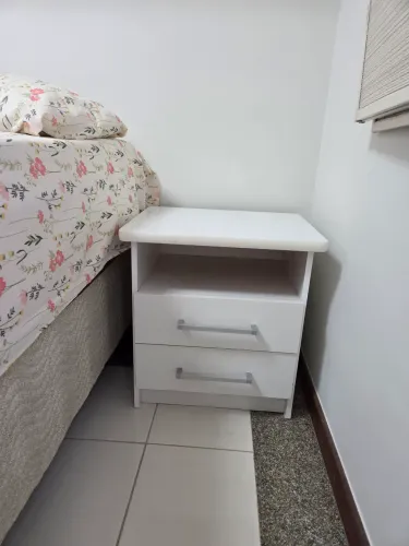 CRIADO MUDO da LAR SHOPPING, perfeito estado!