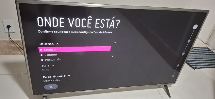 TV LG 50" 4K Smart TV modelo 50UK6520PSA
