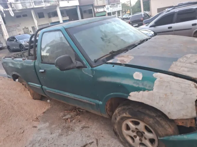 Chevrolet S10 Pick-up Std. 2.2 MPFI / EFI 1995