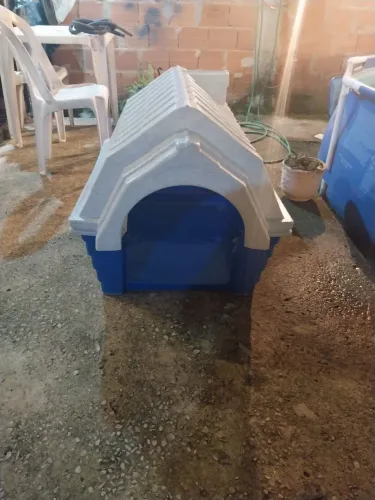 Casa de Cachorro Plástico Desmontável Modelo Grande 