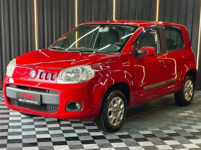 Fiat Uno Attractive 1.4 EVO Fire Flex 8V 4P 2011
