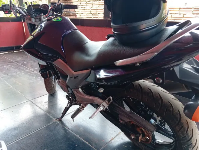 Trco fazer 250 e carro assumo parcelas do carro
