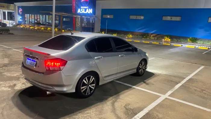 Honda City Sedan LX 1.5 Flex 16V 4P Mec. 2010