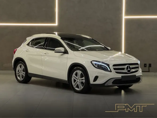 Mercedes-Benz GLA-200 GLA 200 Night 1.6. TB 16V Flex Aut. 2015