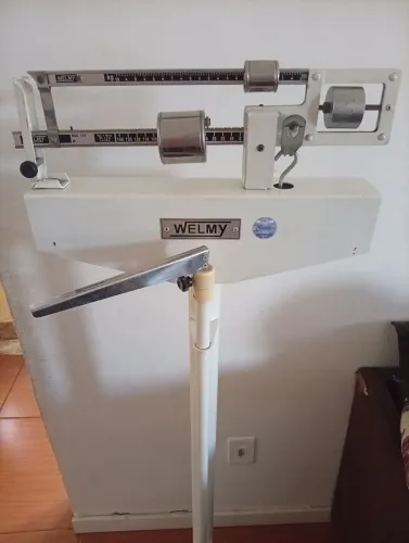 Balança Antropométrica Welmy Usada