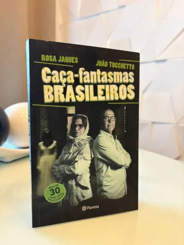 Caça fantasmas brasileiros - Rosa Jaques e João Tocchetto