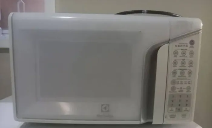 Micro-ondas electrolux 31 litros 127v entrego 250,00