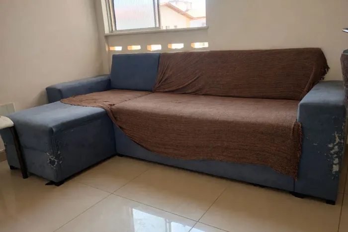 Sofá L 4 lugares