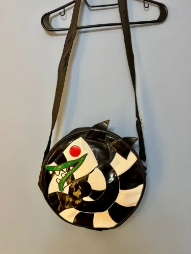 Bolsa do Sandworm do Beetlejuice Talita Pursey 